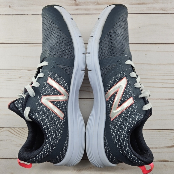 New Balance Cush 715 WX715TM1 Womens Size 9.5 Gray Running Training Sneakers - Picture 10 of 11
